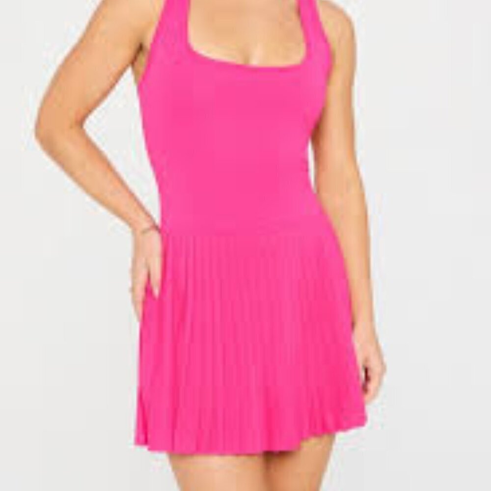 EUC Hot Shot Pleated Dress Classic Mini XS